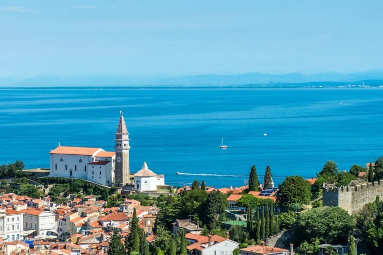 Wie man von Triest zum Schloss Miramare kommt